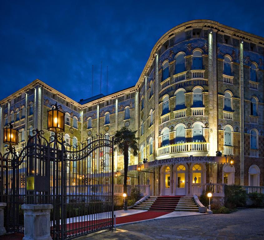 Hotel Ausonia Hungaria Wellness & Lifestyle Lido de Venecia Exterior foto
